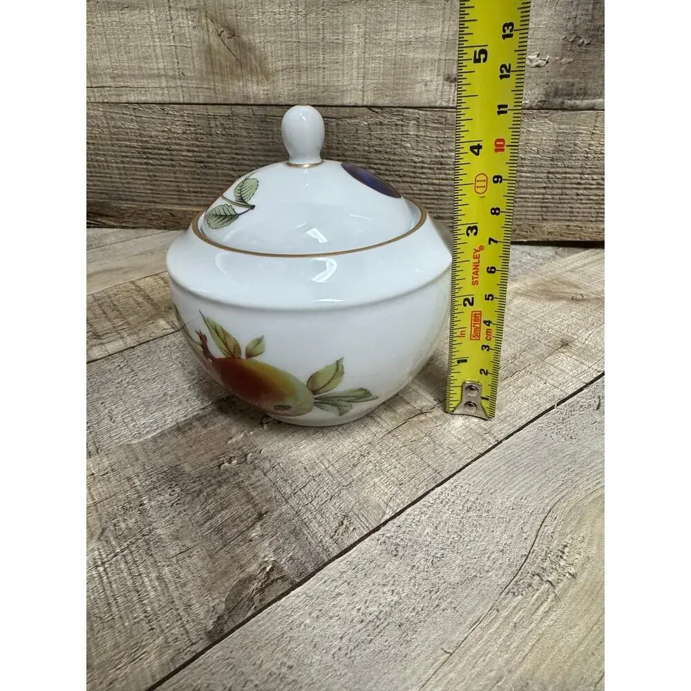 Royal Worcester preowned royal